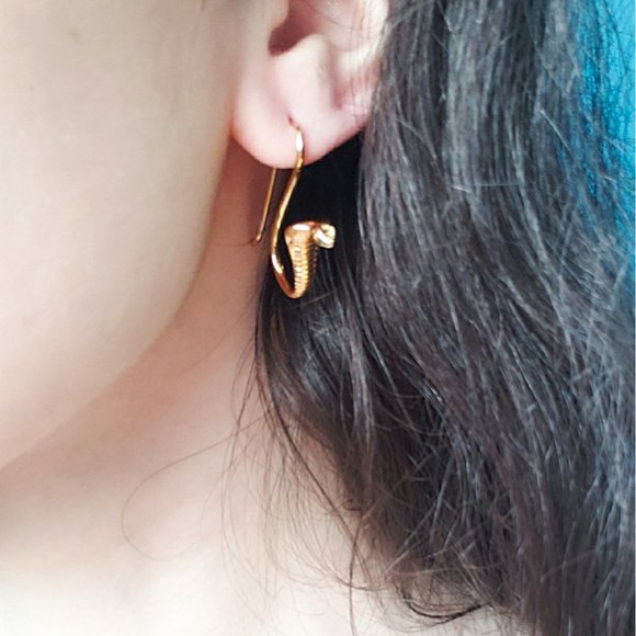 Snake Earrings - Picture 3 of 3